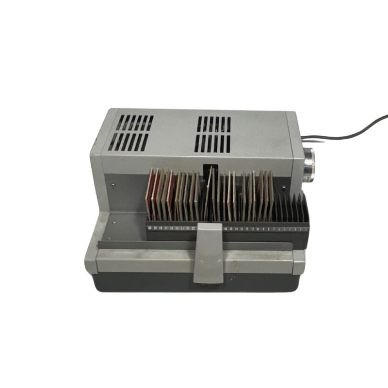 Aldis QI 24 Semi-Automatic 35mm Slide Projector with Slides